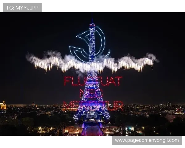 澳门巴黎铁塔夜晚灯光秀,感受浪漫灯光点缀的梦幻氛围 澳门巴黎铁塔夜晚灯光秀,感受浪漫灯光点缀的梦幻氛围